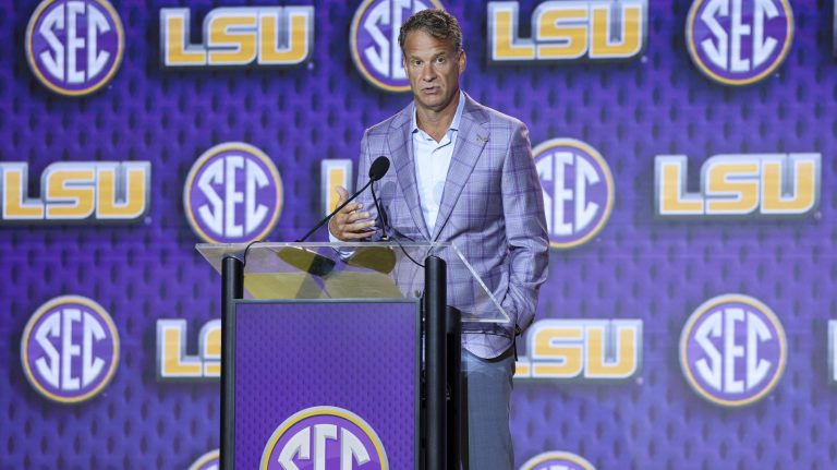 3. LSU Tigers (Winner)