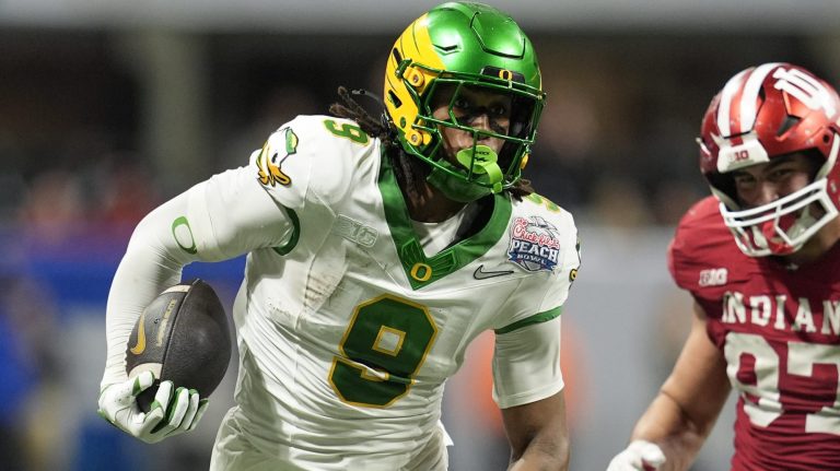 CFP Quarterfinals: #4 Oregon Ducks vs. #5 Texas Longhorns