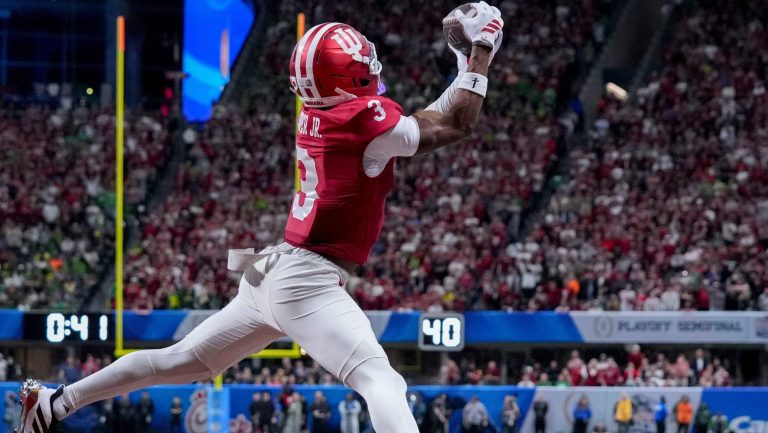 CFP First-Round: #6 Indiana Hoosiers vs. #11 LSU Tigers