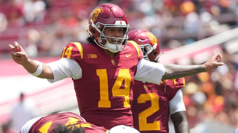 11. USC Trojans (4-0)