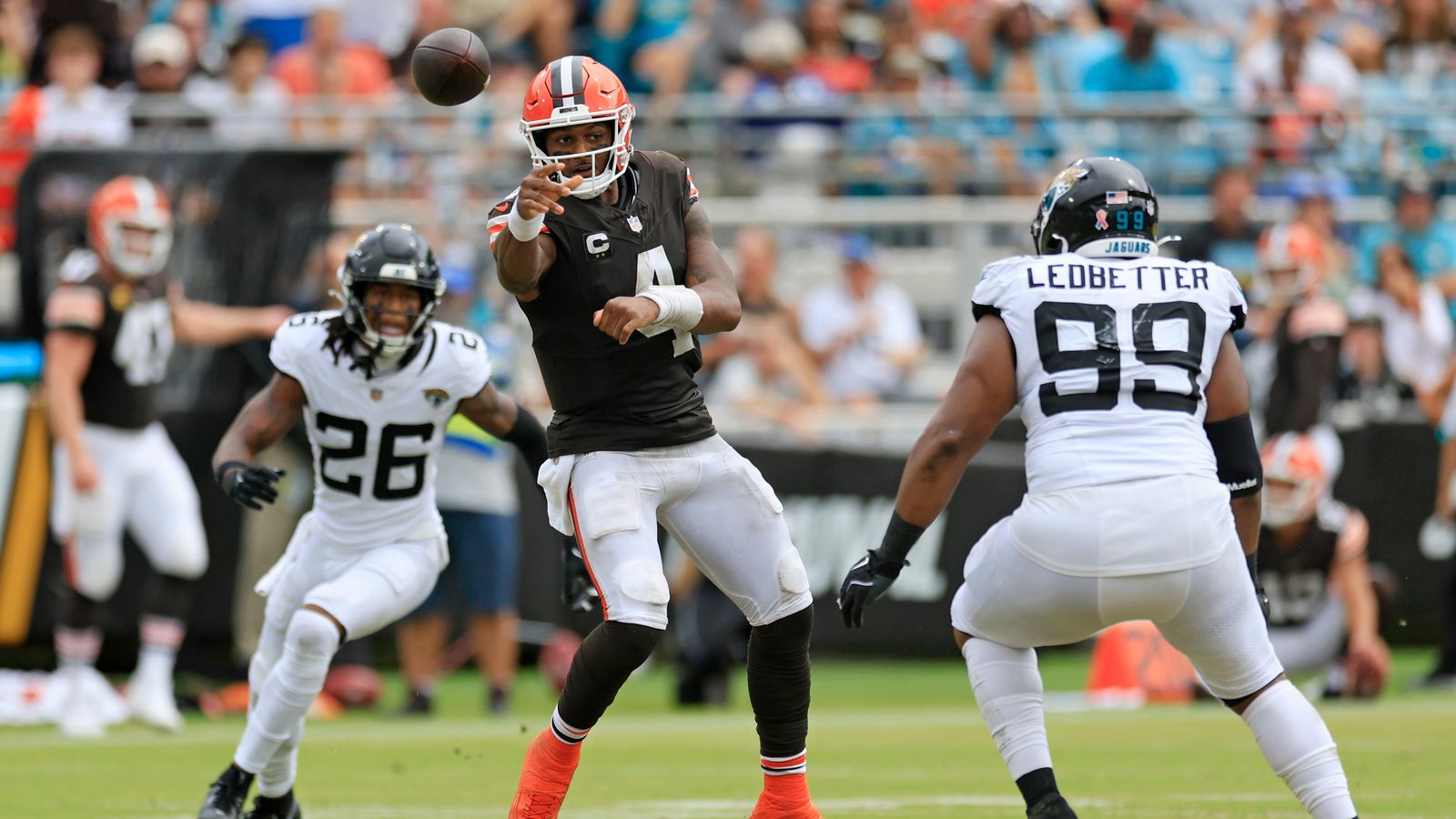 Deshaun Watson in action against Jaguars, leading Browns to a narrow victory
