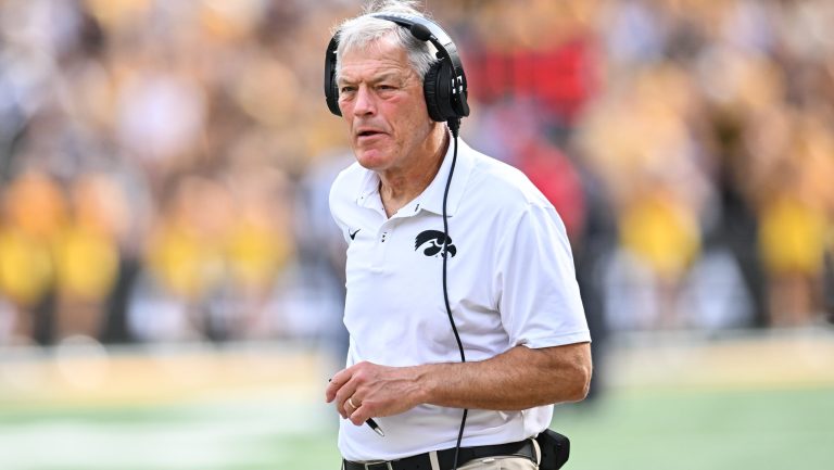 3. Buckeyes vs. Kinnick Stadium