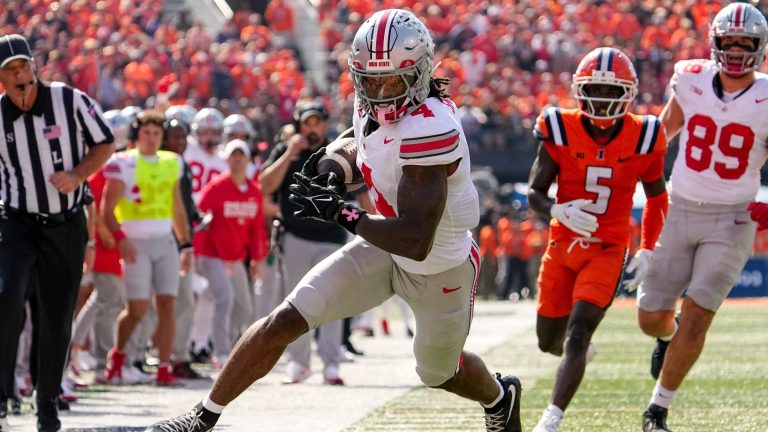 3. Ohio State Buckeyes (2-1)
