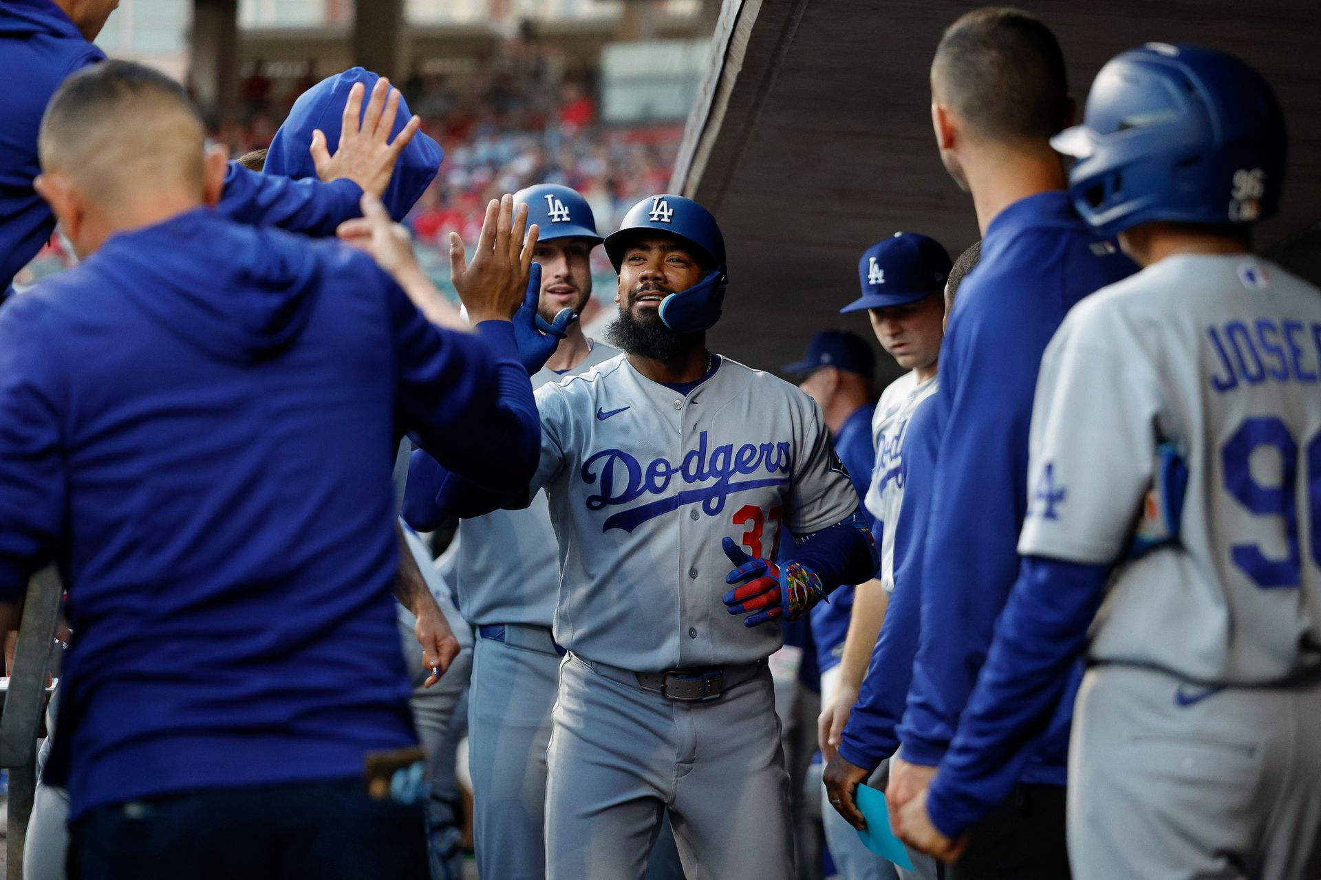 Teoscar Hernandez celebrates during the Dodgers vs. Reds game, 2026
