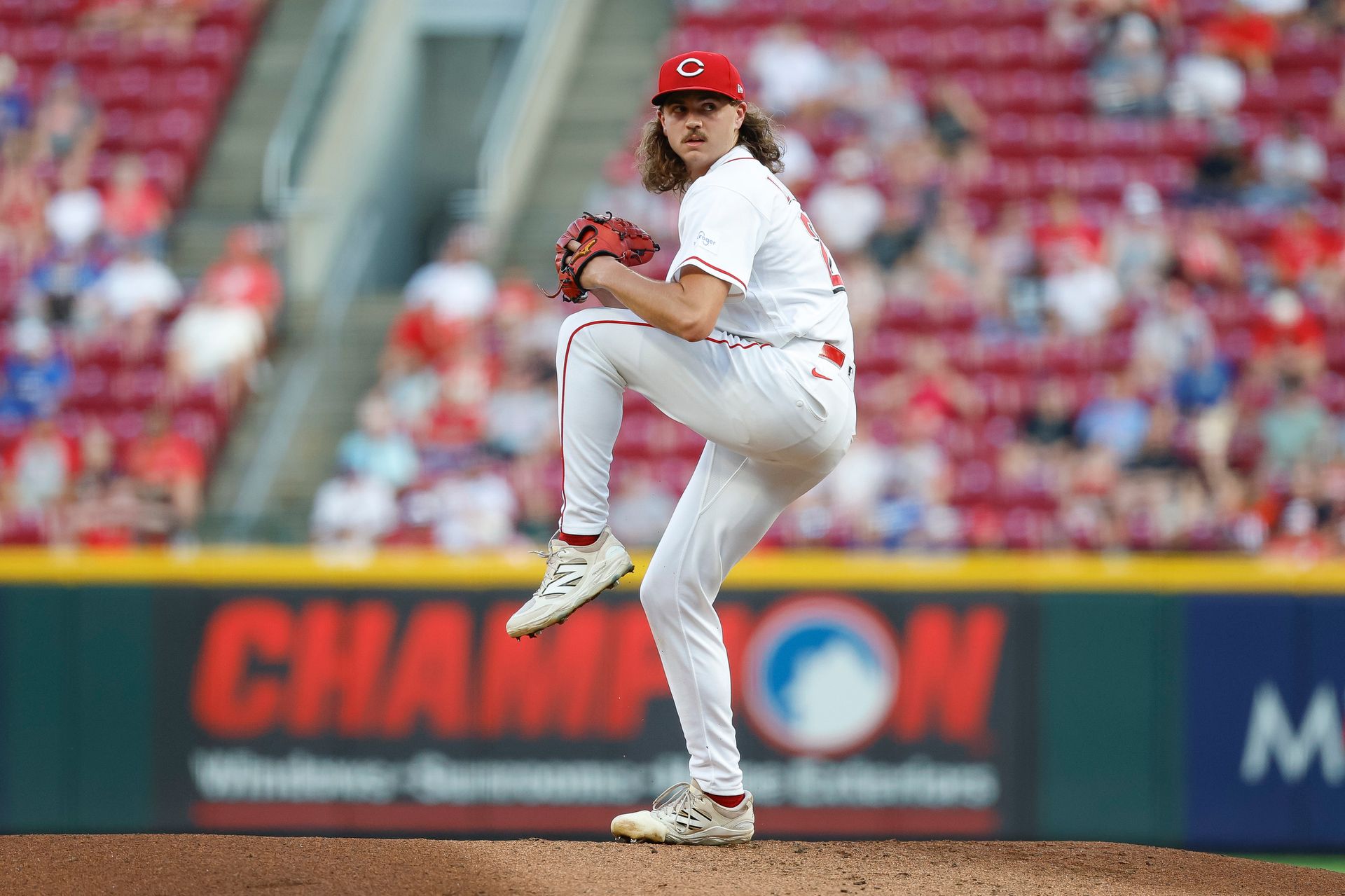 Rhett Lowder pitches against Dodgers, Great American Ball Park, Sep 15, 2026