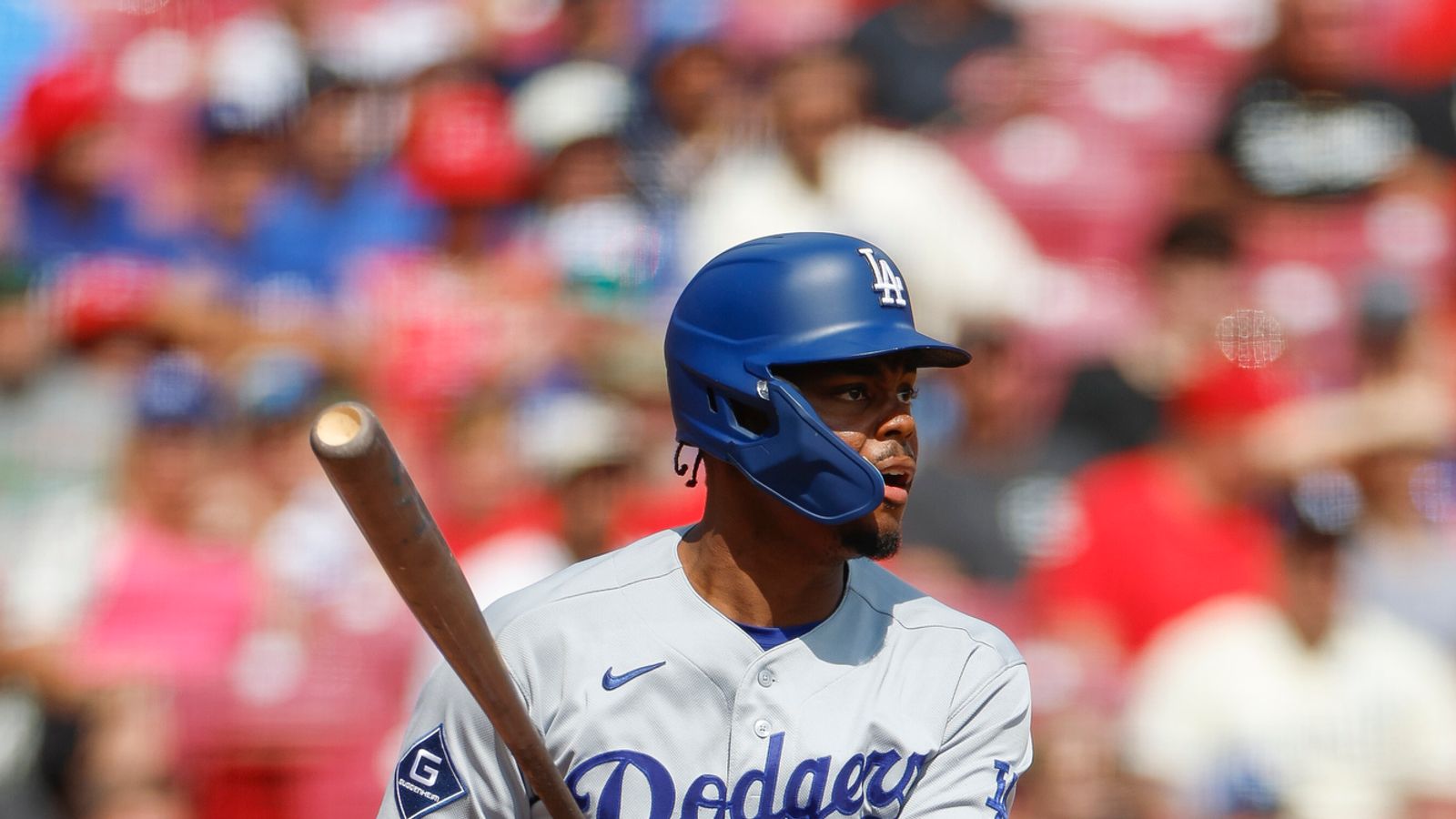 Josue de Paula swings against the Reds, September 17, 2026