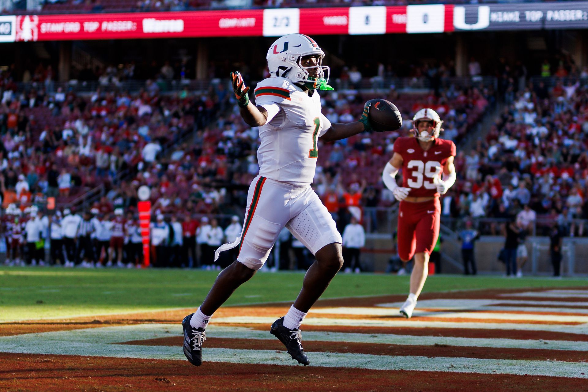 Malachi Toney #1 celebrates touchdown at Stanford Stadium