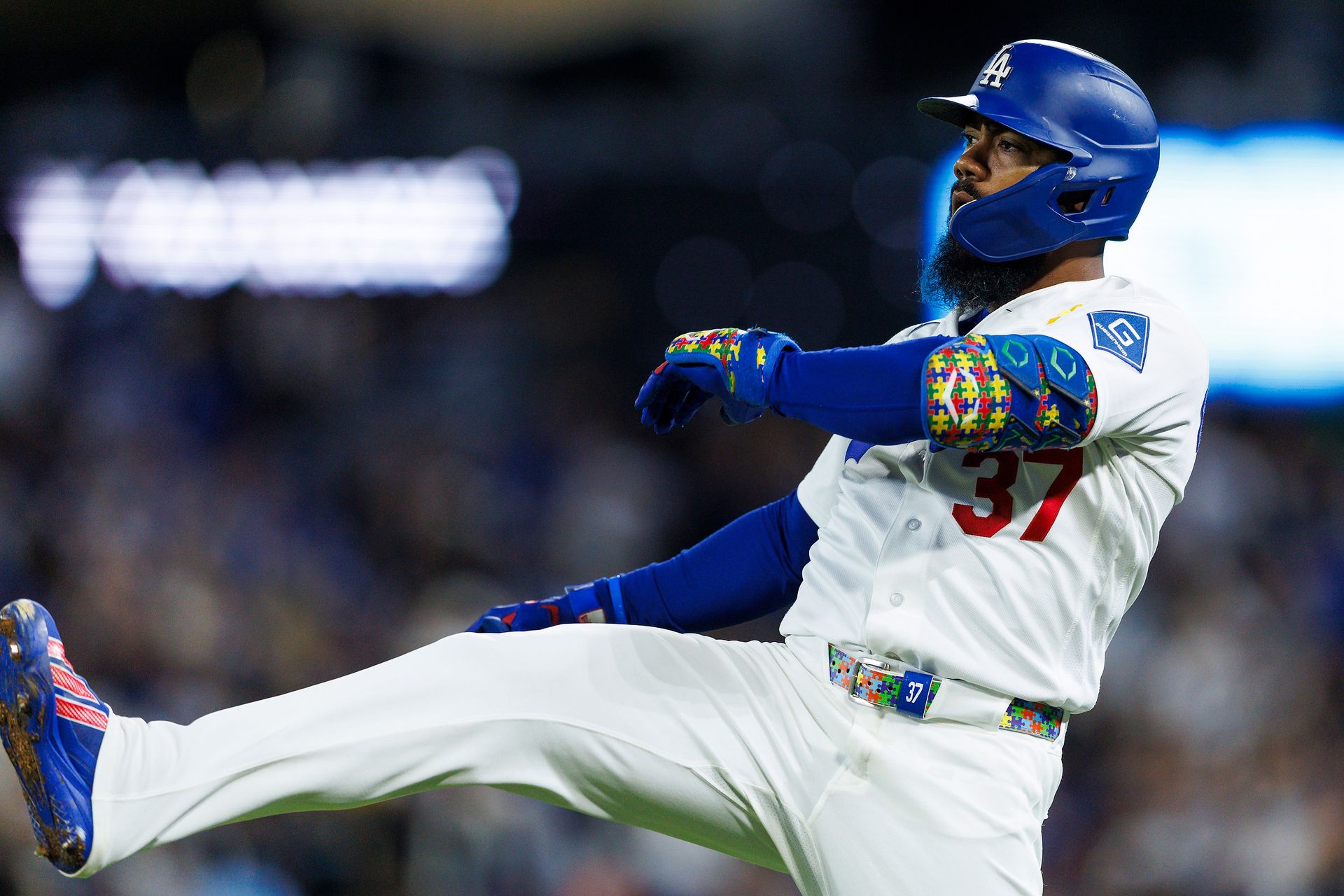 Teoscar Hernandez celebrates a hit at Dodger Stadium