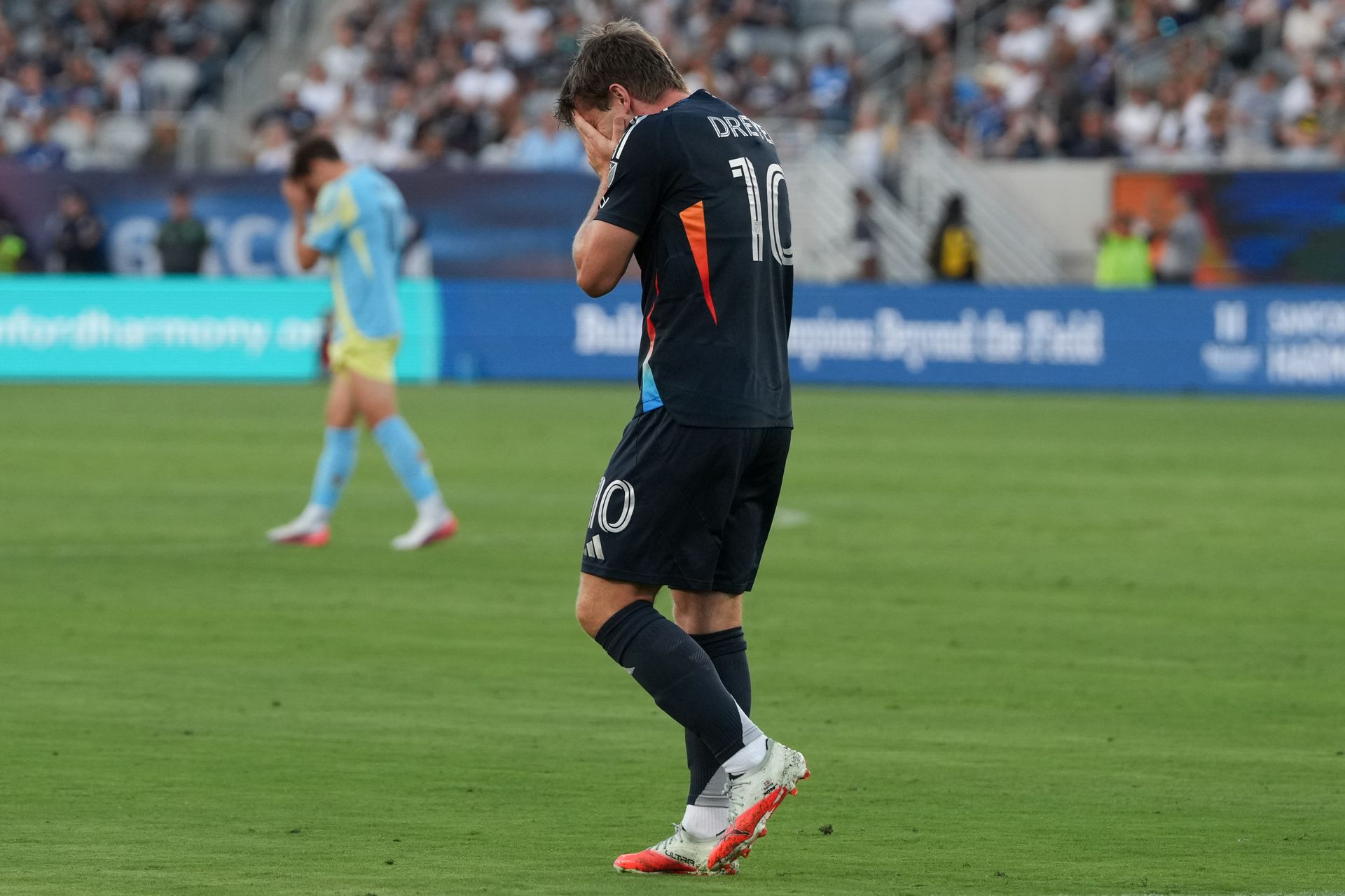 Anders Dreyer reacts after a missed chance against Philadelphia Union