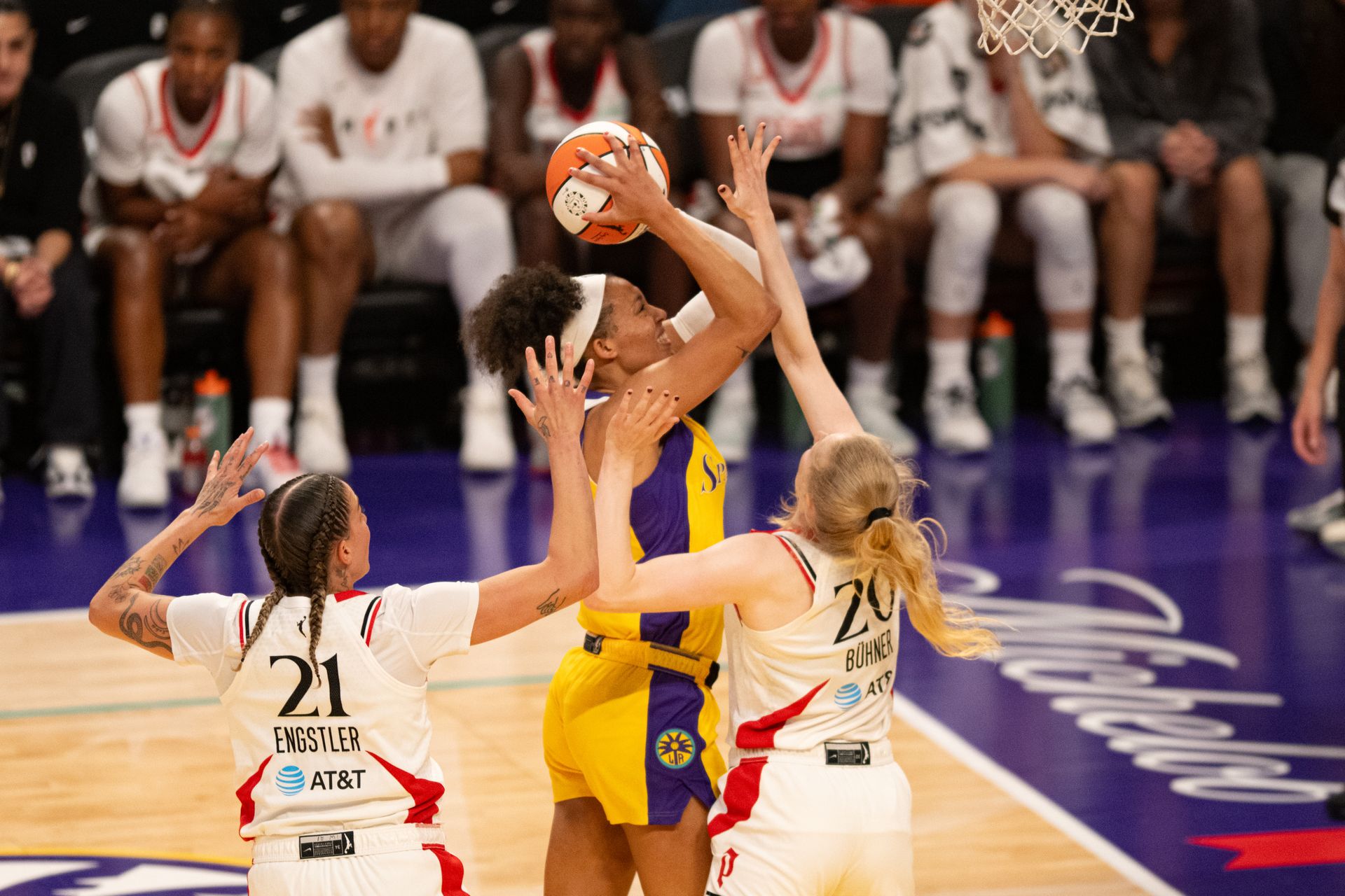 Ndjakalenga Mwenentanda drives to the basket.