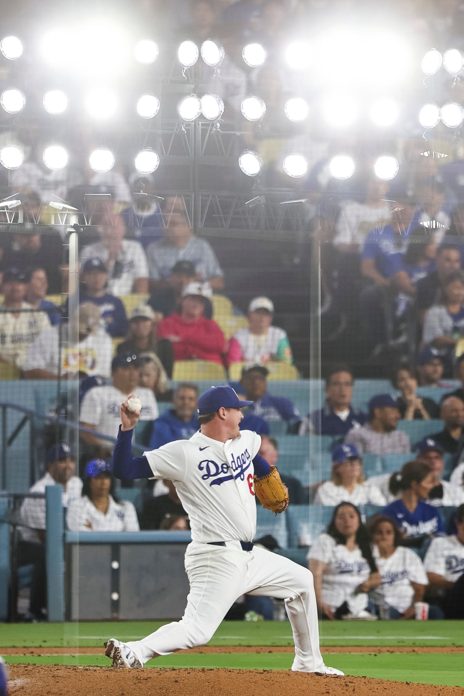 Kyle Hurt (63) pitches in Dodgers' dominant win over Padres.