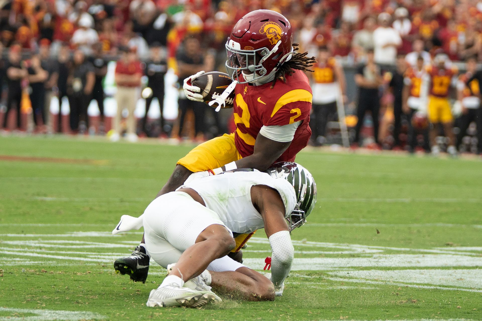 Waymond Jordan Powers Through for Extra Yards