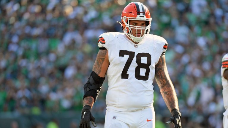 18. Jack Conklin (RT)