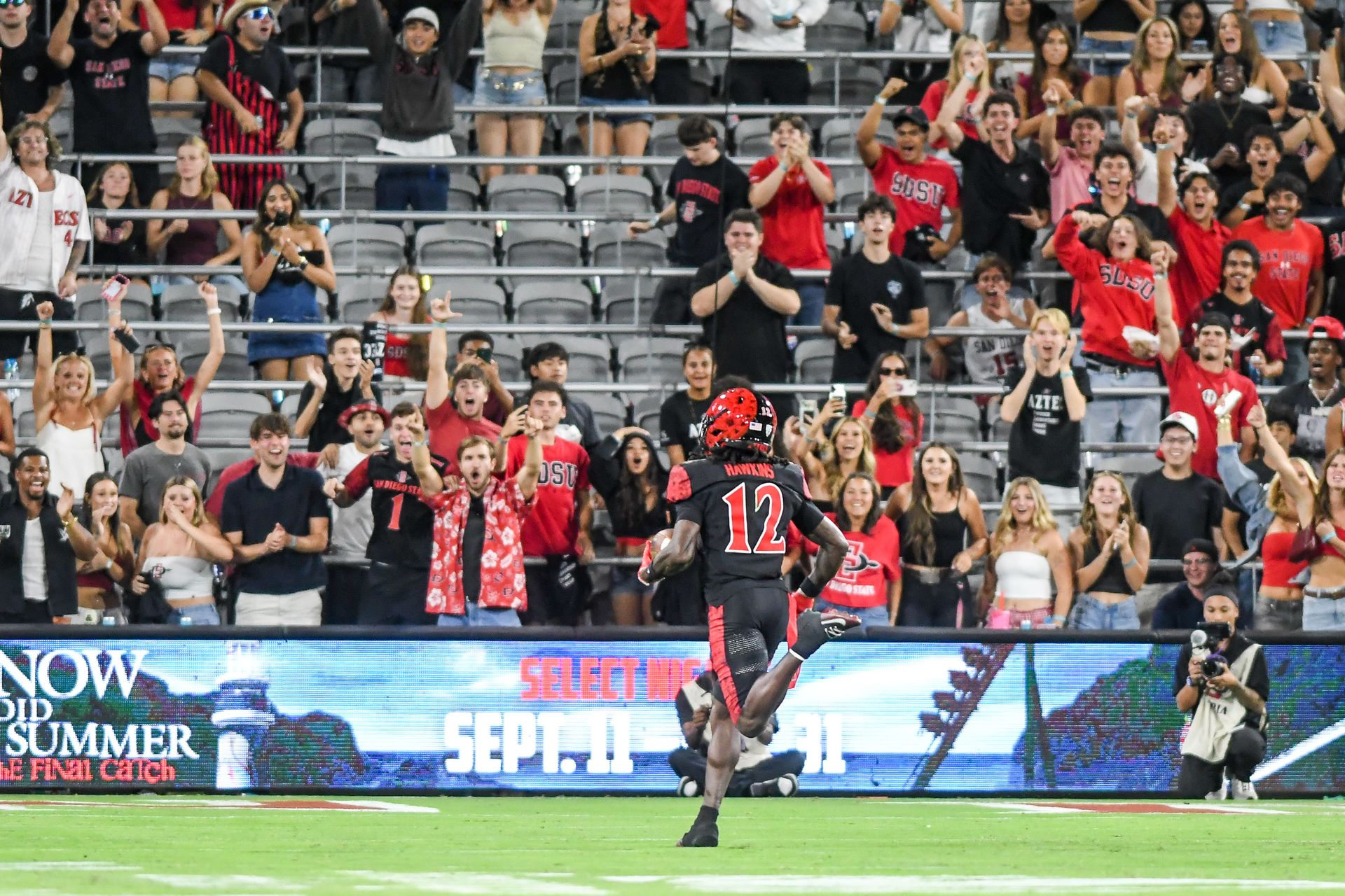Jaylon Hawkins' spectacular 100-yard kick return TD