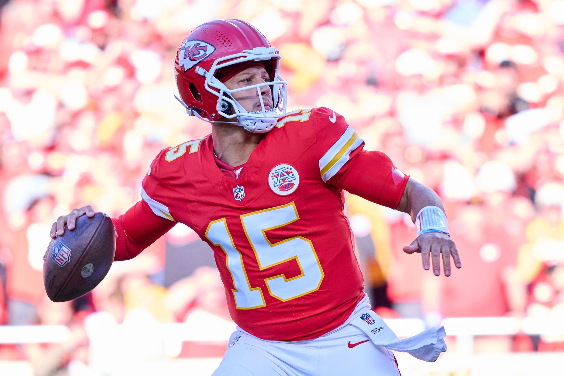 Patrick Mahomes throws against the Chargers at Arrowhead Stadium