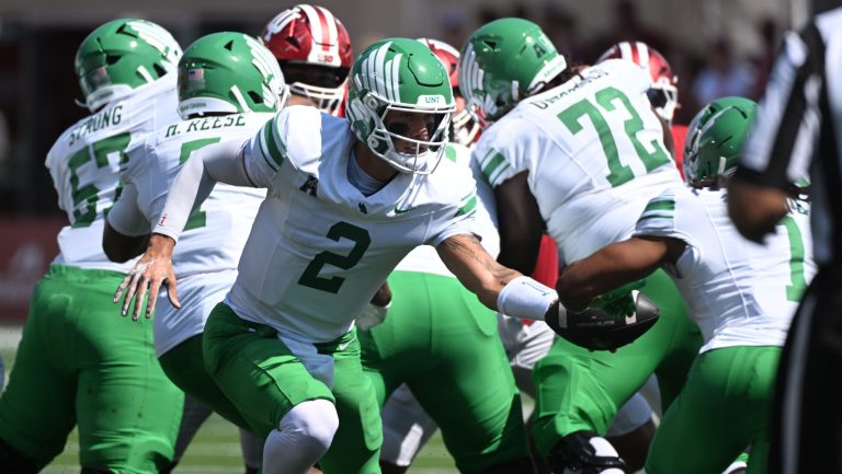 15) North Texas Mean Green (4-2)