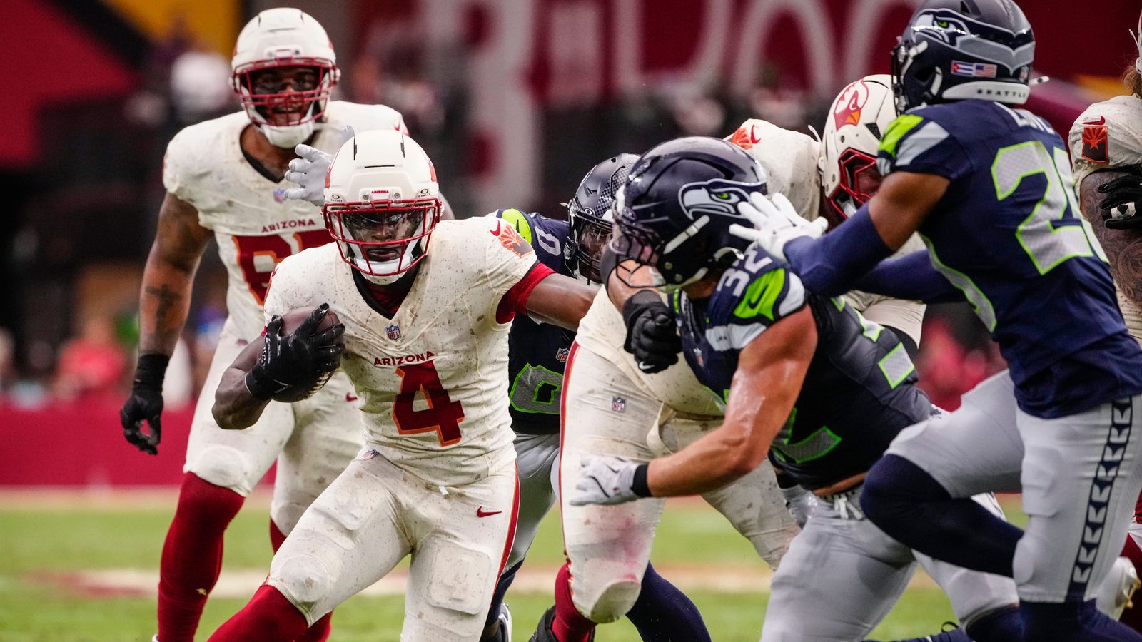 Jeremiyah Love dashes during Cardinals vs. Seahawks game, Sept 20, 2026