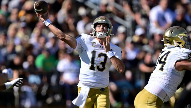 3. Notre Dame Fighting Irish (5-0)