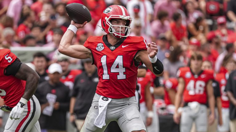 2. Georgia Bulldogs (5-0)