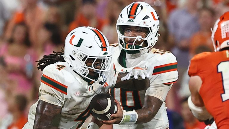 Ranking College Football's 15 Unbeaten Teams by Most Likely to Make the CFP