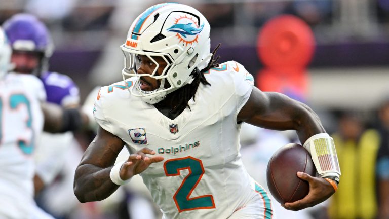32) Miami Dolphins
