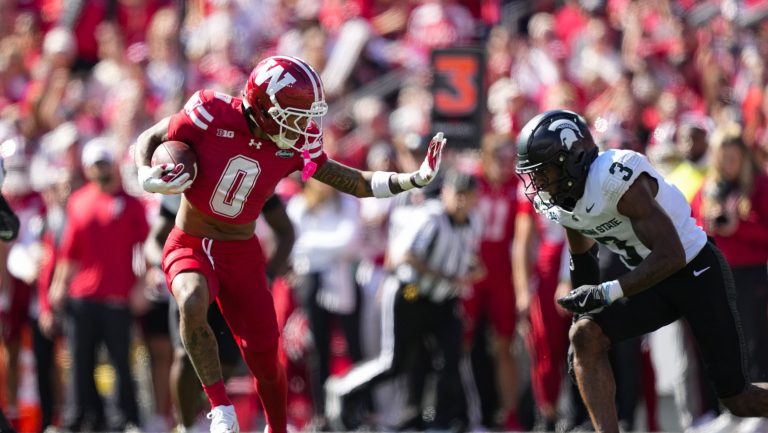 9. Wisconsin Badgers (4-1)
