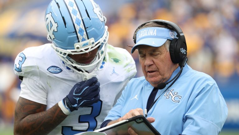 6) North Carolina Tar Heels (4-2)