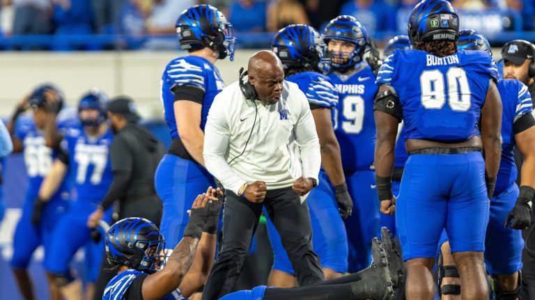 24. Memphis Tigers (5-1)