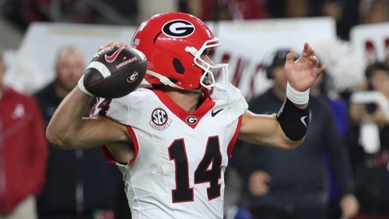 3. Georgia Bulldogs (6-1)