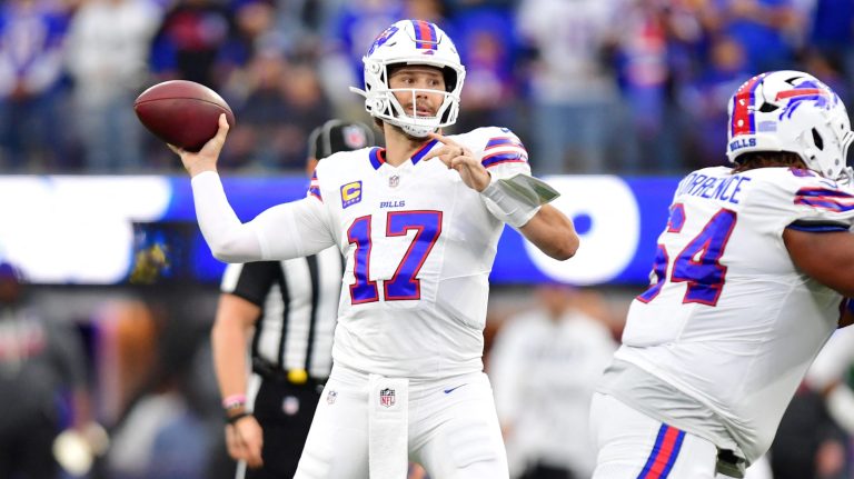Projecting the NFL Playoff Bracket