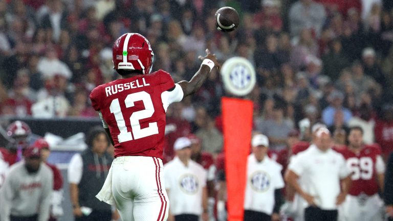 1) Alabama Crimson Tide (5-2)