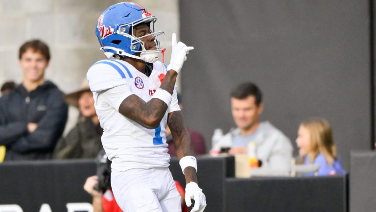 3) Ole Miss Rebels (5-1)