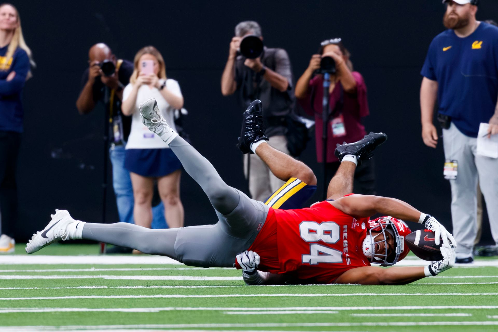 Keyan Burnett makes a significant catch in the third quarter