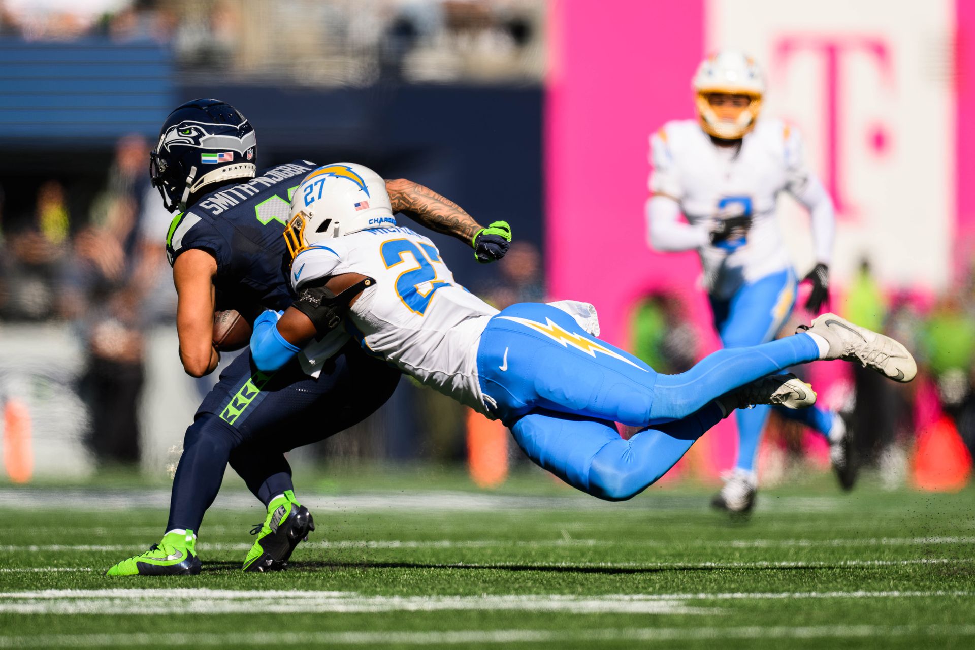 RJ Mickens tackles Seahawks' Jaxon Smith-Njigba at Lumen Field