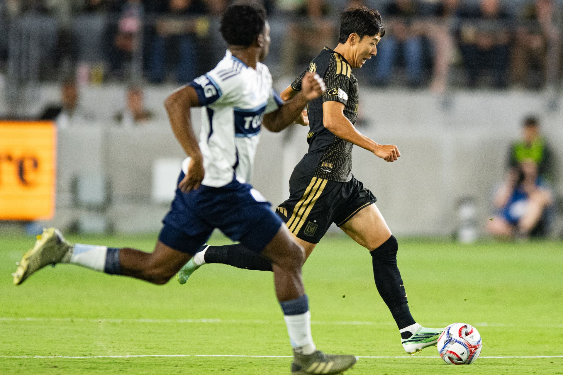 Son Heung-Min (7) leads an attack for LAFC