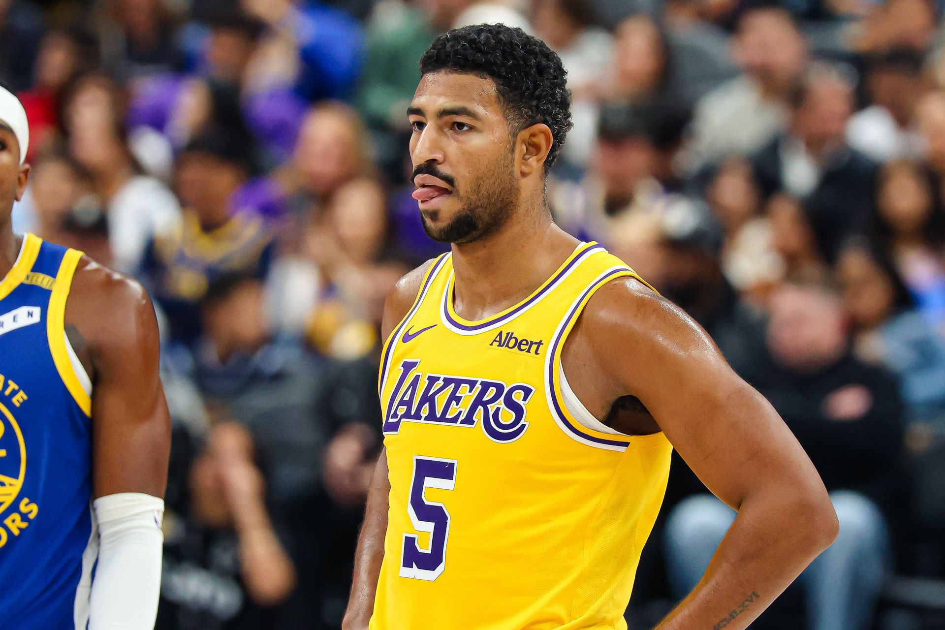 Quentin Grimes takes the court for the Lakers