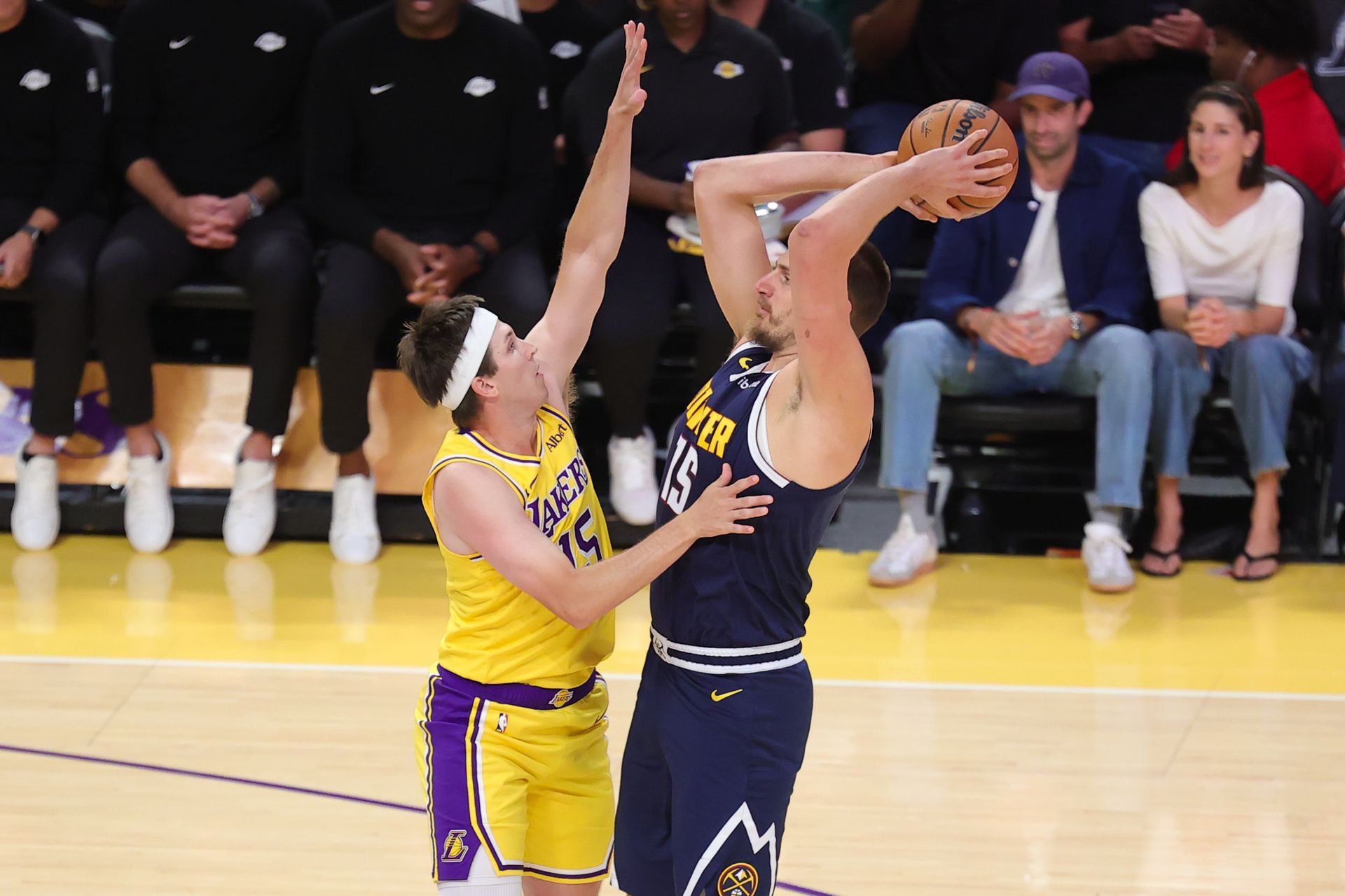 Austin Reaves defends Nikola Jokic