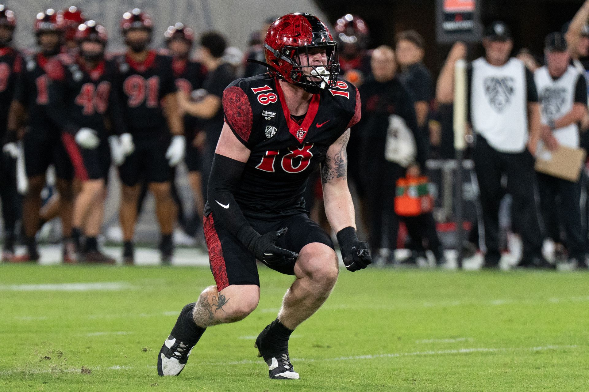 Kai Wallin celebrates sack of Jayden Mandal