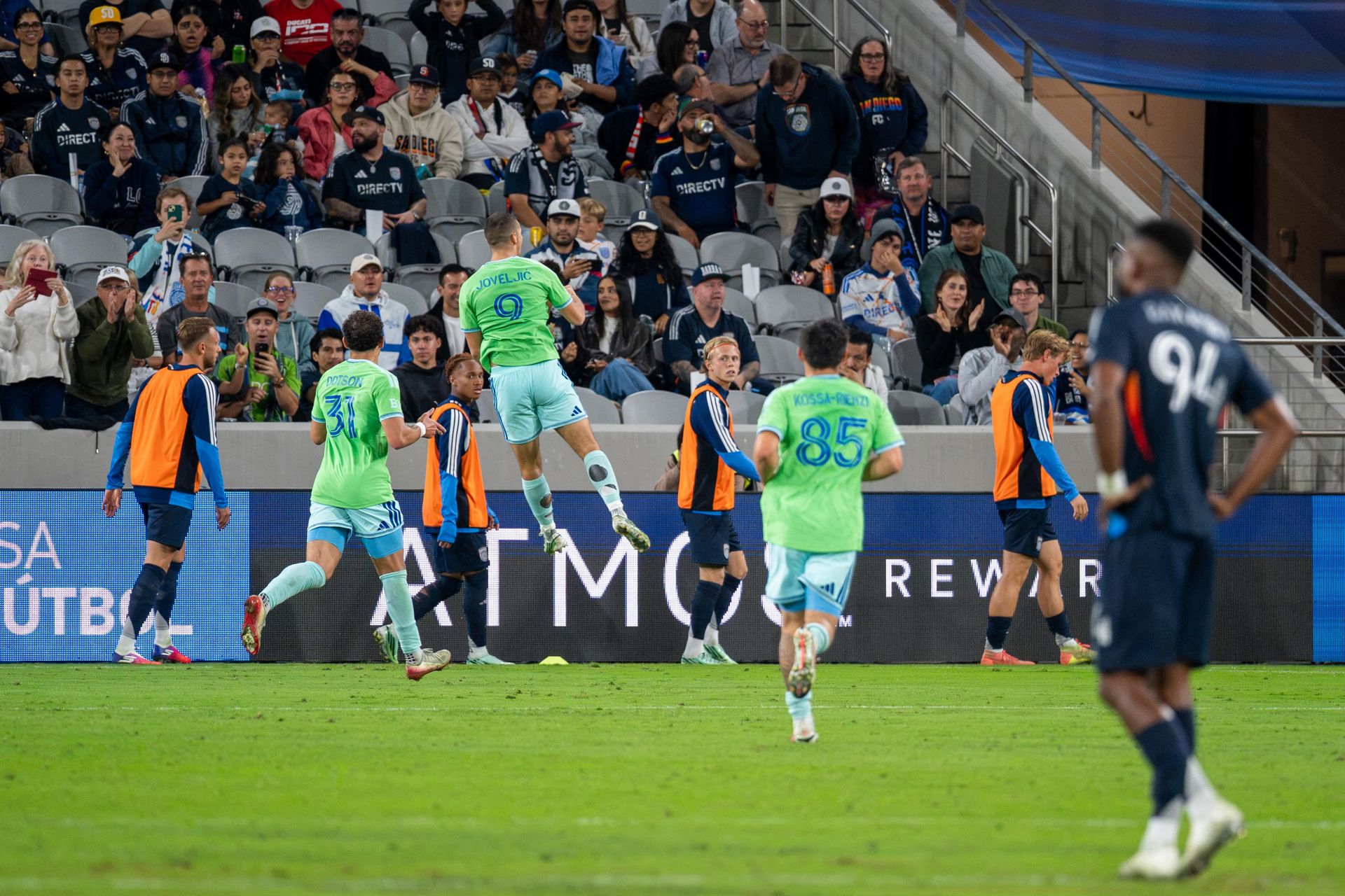 Dejan Joveljić Celebrates His Goal With Teammates