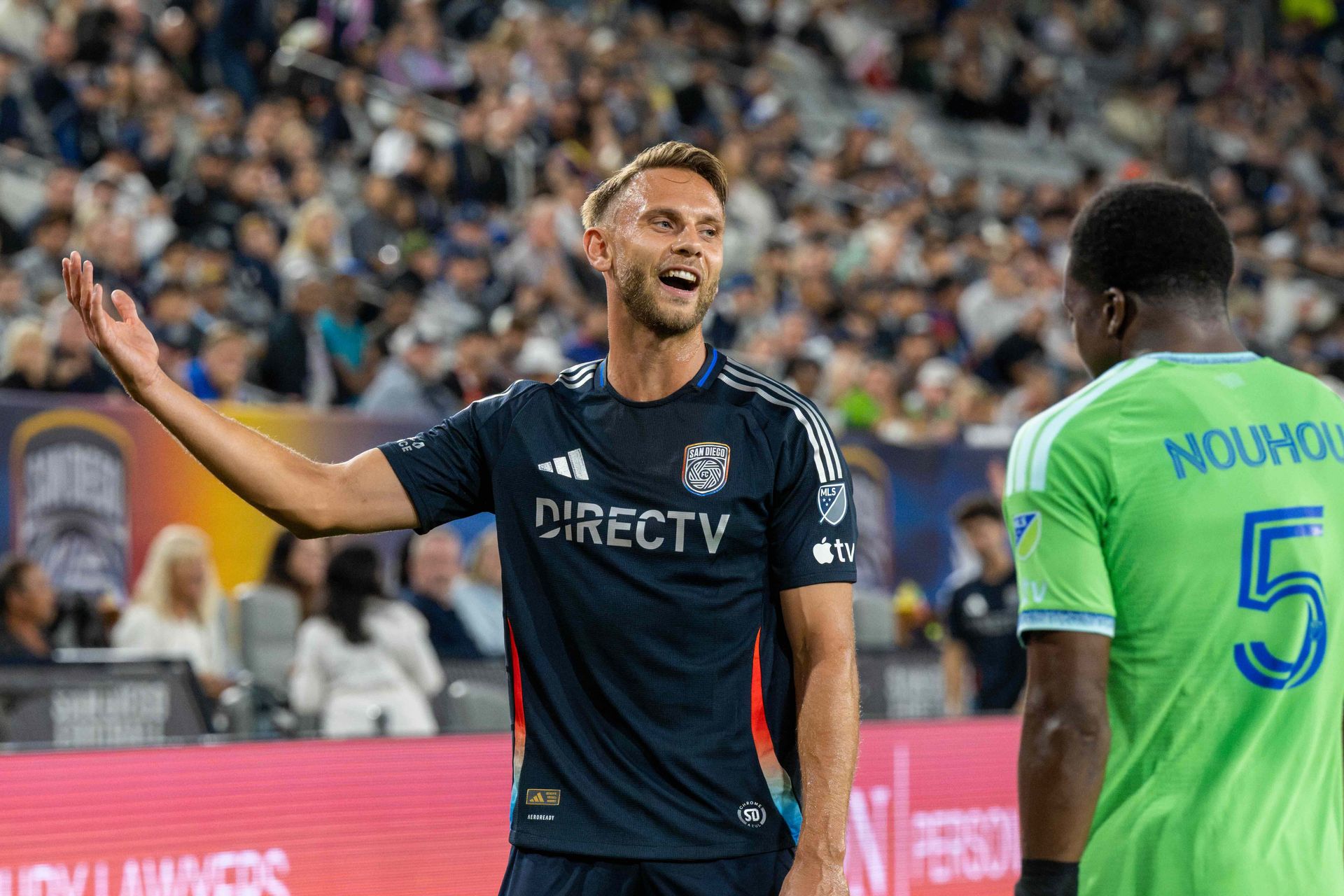 Marcus Ingvartsen Disputes the Referee's Decision
