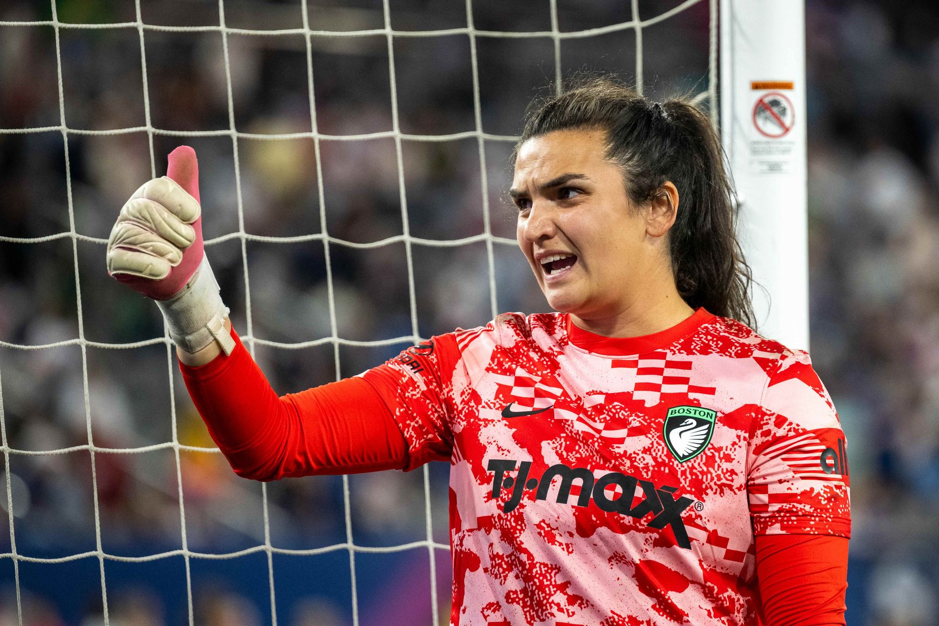 Laurel Ivory gives opposing fans a thumbs-up